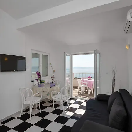 Vele Loft Ein-schlafzimmer-apartment Mit Meerblick By Interhome *