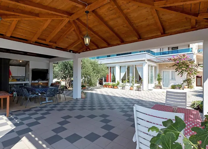 Vele Loft Ein-schlafzimmer-apartment Mit Meerblick By Interhome Apartment *