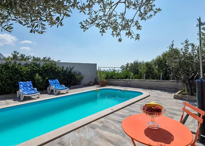 Vele Loft Ein-schlafzimmer-apartment Mit Meerblick By Interhome Apartment Makarska