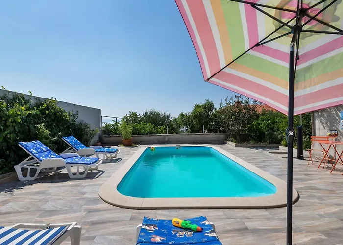 Apartment Vele Loft Ein-schlafzimmer-apartment Mit Meerblick By Interhome